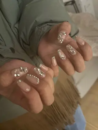 ネイル nailsalon　hue所属・小山 羽奈のネイルデザイン