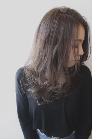 ロング カラー 吉本 知弘のヘアスタイル
