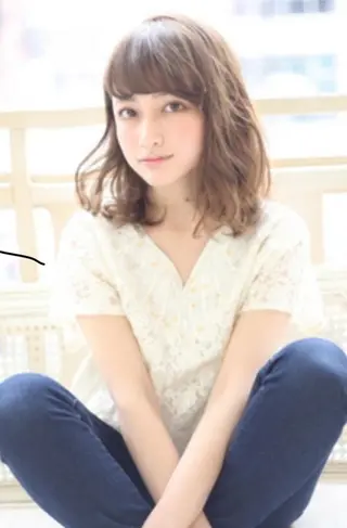 セミロング 🇰🇷韓国風艶髪✨ 髪質改善 倉岡しおんのヘアスタイル