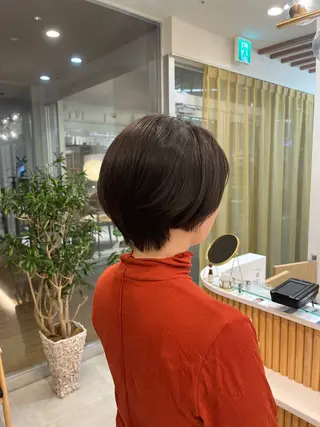 ショート equri自由が丘所属・小林真咲 /レディースカットのヘアスタイル