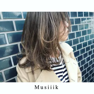 セミロング カラー Musiiik hairのヘアスタイル