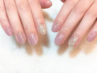 ネイル Viseo《6週間 長持ちパラジェル》のネイルデザイン