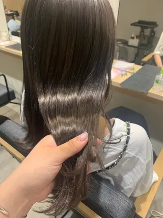 セミロング カラー 山下 千明のヘアスタイル