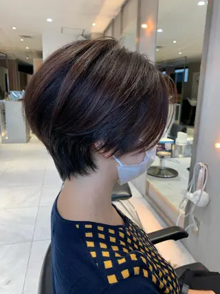 ショート 柔らか透け感カラー 🌿ムロヤリョウスケのヘアスタイル
