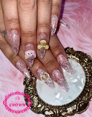 ネイル CROWN プライベートサロンのネイルデザイン