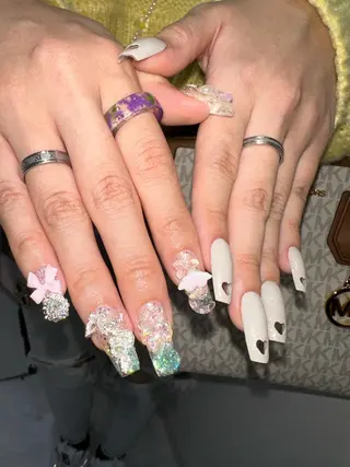 ネイル 個性派ネイル 🌼 ハルカ ♡の眉毛・アイブロウイメージ