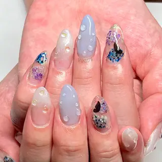 ネイル VOGUE ×SWANのネイルデザイン