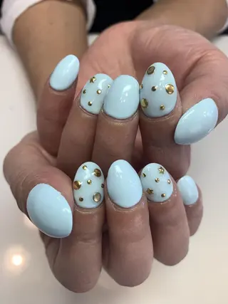 ネイル ネイルリボン 受付スタッフのネイルデザイン