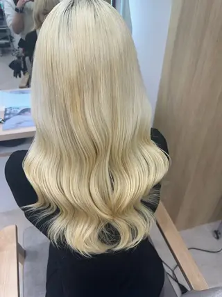 ロング momo🐶韓国ヘア /艶カラー/レイヤーのヘアスタイル