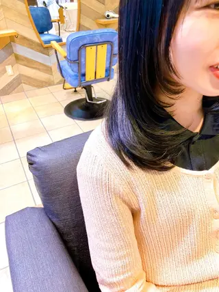 セミロング 奥谷 美代子のヘアスタイル