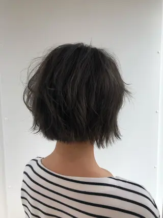 ショート カラー レイヤーカット✂️ 横浜No1♡下鳥翔子のヘアスタイル