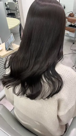 ロング カラー mizuho🐈‍⬛ 艶髪￤ダークトーンのヘアスタイル