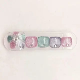 ネイル 丹羽 絵梨花のネイルデザイン