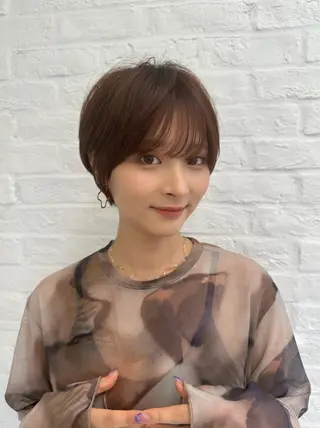 ショート ショートヘア くすみカラー、大場猛のヘアスタイル