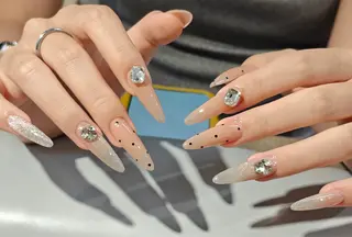 ネイル MoonNail ユリ🌸のネイルデザイン