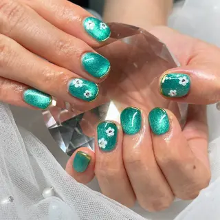 ネイル ハイビスカス ネイルサロンのネイルデザイン