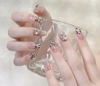 ネイル D-BEAUTY Nailsalonのネイルデザイン