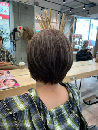 ショート カラー 🌞レイヤー×カラー 前川那津美🌞のヘアスタイル