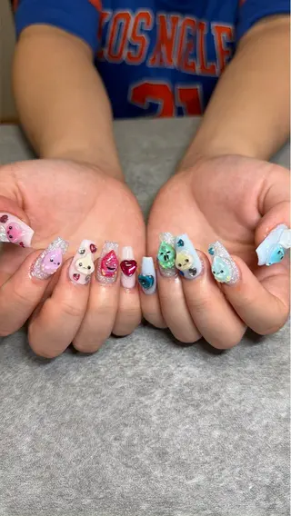 ネイル 𝐧𝐚𝐢𝐥 𝐌𝐢𝐖𝐢𝐢のネイルデザイン