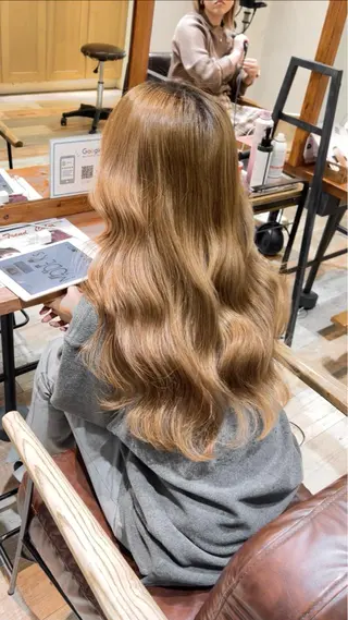 ロング カラー 韓国風・ブリーチなし ・あり後藤 一斗店長のヘアスタイル