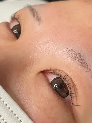 マツエク・マツパ Luo 米泉店 ¨̮ 松山采加の眉毛・アイブロウイメージ