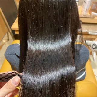 カラー 長谷川 智也/ディレクターのヘアスタイル