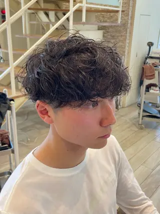 ショート パーマ メンズ パーマ/フェード🔥 佐々木波人のヘアスタイル