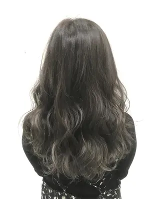 ロング ブリーチカラー☆ 再生トリートメントのヘアスタイル