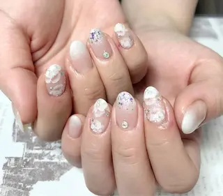ネイル elu :nail&eyeのネイルデザイン