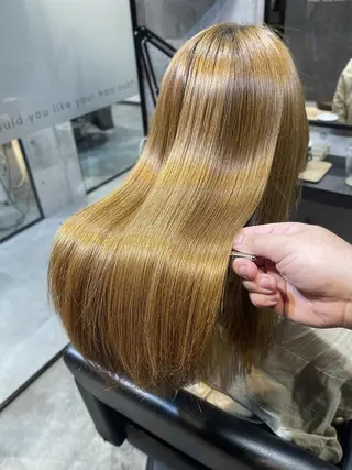 ロング メンズ・カラー友田 良のヘアスタイル