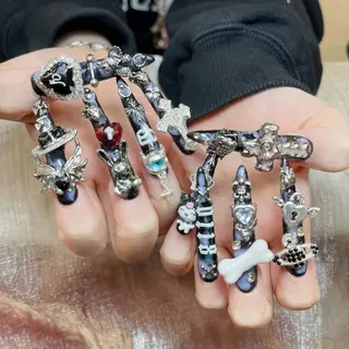 ロング Pio Mielのネイルデザイン