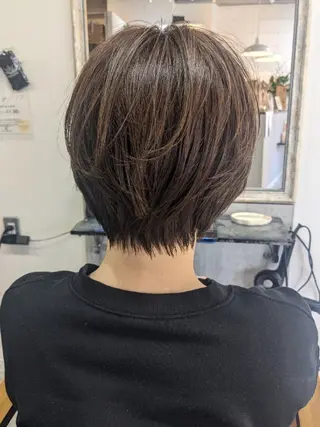 ショート kaminote所属・マエハラ ナナのヘアスタイル