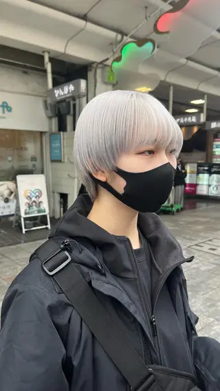 ショート カラー s.sweet NACHIKAのヘアスタイル