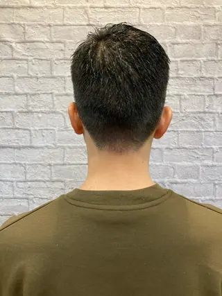 ショート メンズ お客様満足度NO.1 小林真弥のヘアスタイル