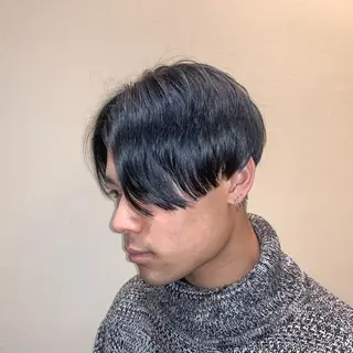 ミディアム カラー ヘアアレンジ キッズ ネイル マツエク・マツパ 切りっぱなしヘアボブ ミディアムヘアRYOのヘアスタイル