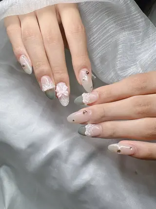ネイル Lee Nailsのネイルデザイン