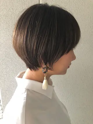 ショート カラー 上品な大人レイヤー 🍀渋谷🍀濱口敬太のヘアスタイル