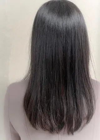 セミロング 髪質改善お任せ ください♪ひとみのヘアスタイル