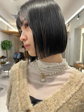 ショート カラー センターパート/ 暖色カラーayuのヘアスタイル