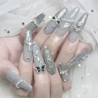 ネイル 🎀ゆうず 𝜗𝜚 ྀིのネイルデザイン