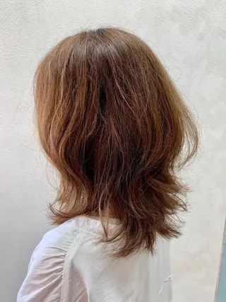 ミディアム 加藤 遥花のヘアスタイル