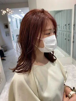 セミロング カラー 中川 茜里のヘアスタイル