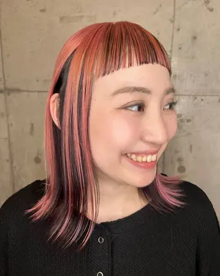 ミディアム カラー 派手髪デザインカラー ヒロカのヘアスタイル