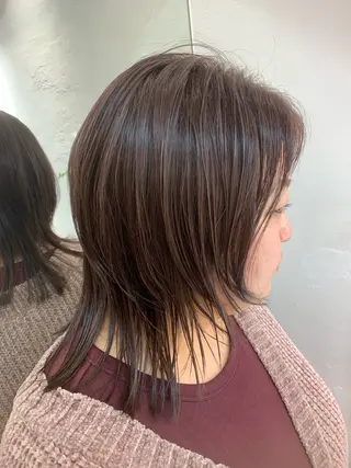 ミディアム 船曳 亜海のヘアスタイル