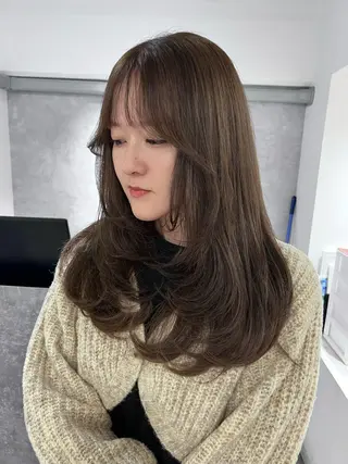 ロング カラー 透明感/レイヤー 🇰🇷tomonaのヘアスタイル