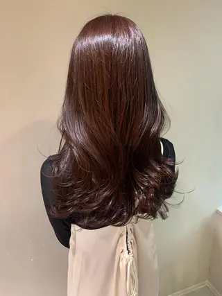 ロング カラー 平尾 樹里のヘアスタイル