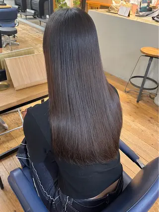 ロング 伊藤ゆかり/髪質改善 /透明感カラーのヘアスタイル