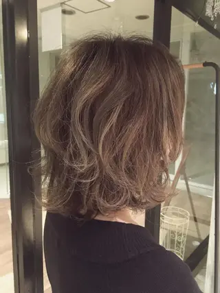 ミディアム カラー 松村 崇弘のヘアスタイル