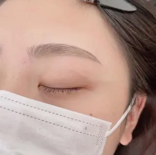 アイブロウ RINKA♡ makea天神大名のマツエク・マツパデザイン