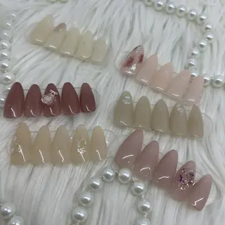 ネイル M2 BEAUTY アユミのネイルデザイン